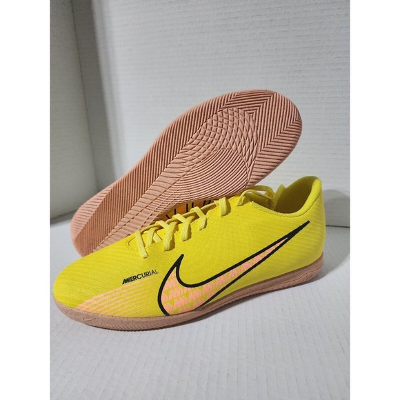 mercurial nike yellow